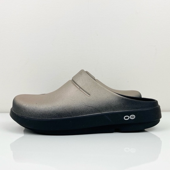 OOFOS | Shoes | Oofos Oocloog Womens Slip On Recovery Clog Black Rose Gold Size 9 40 | Poshmark